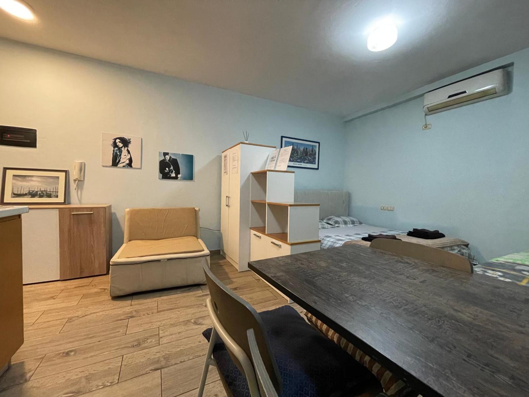 Enjoy Travel Cute Studio Apartment Tirana Exteriör bild