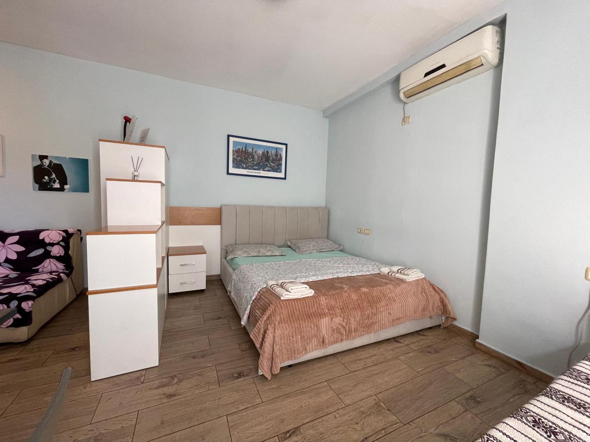 Enjoy Travel Cute Studio Apartment Tirana Exteriör bild