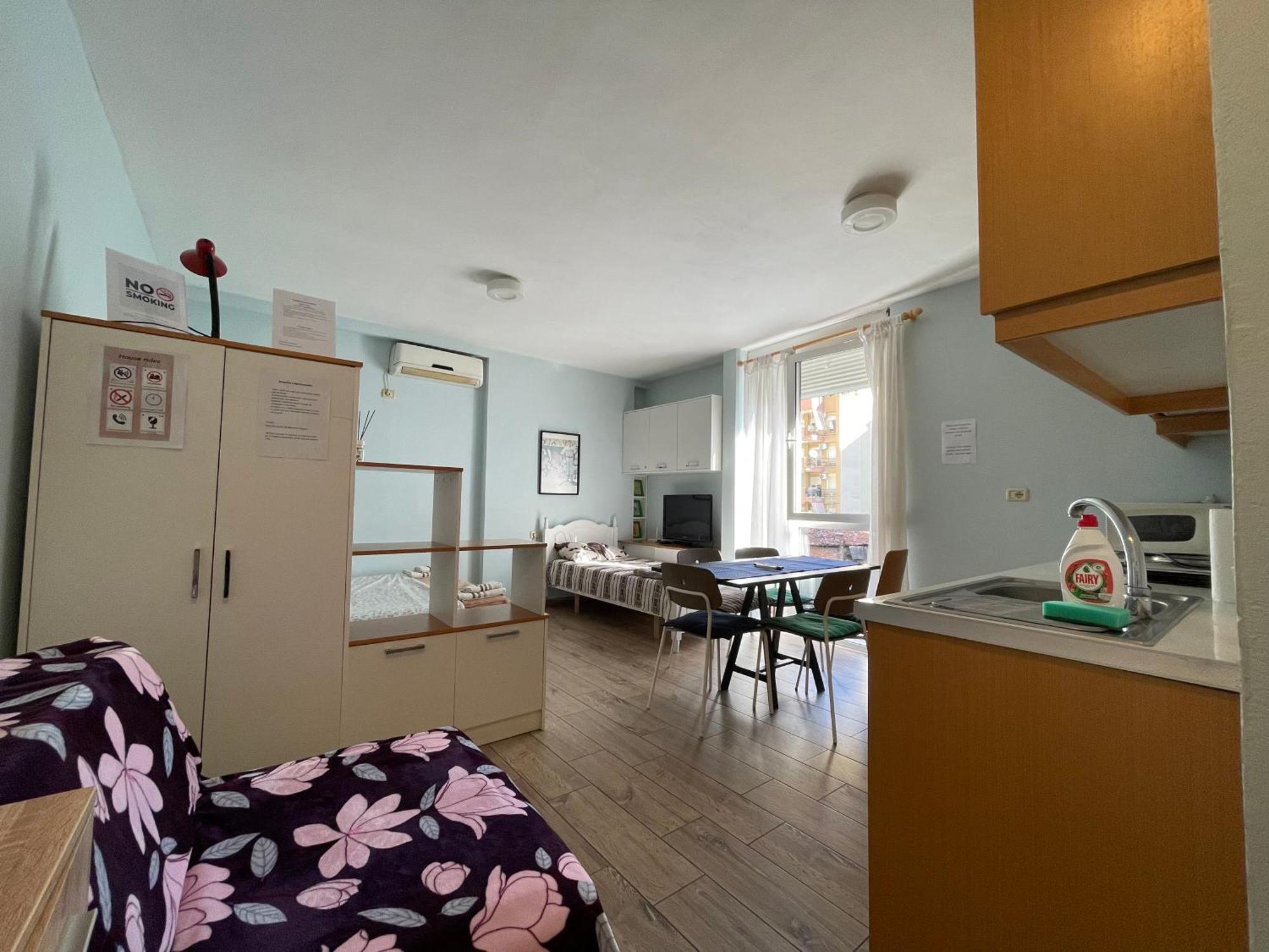 Enjoy Travel Cute Studio Apartment Tirana Exteriör bild